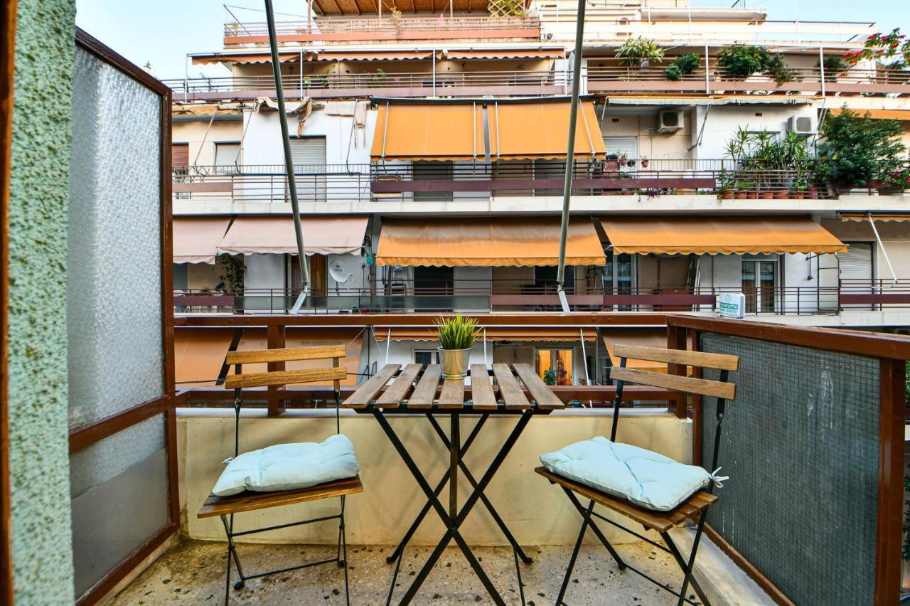 Serene N Modern Renovated Flat Атина Екстериор снимка