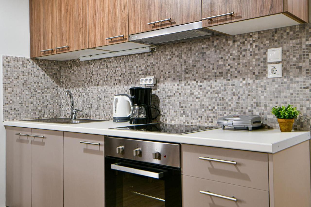 Serene N Modern Renovated Flat Атина Екстериор снимка